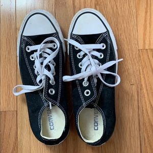 black converse